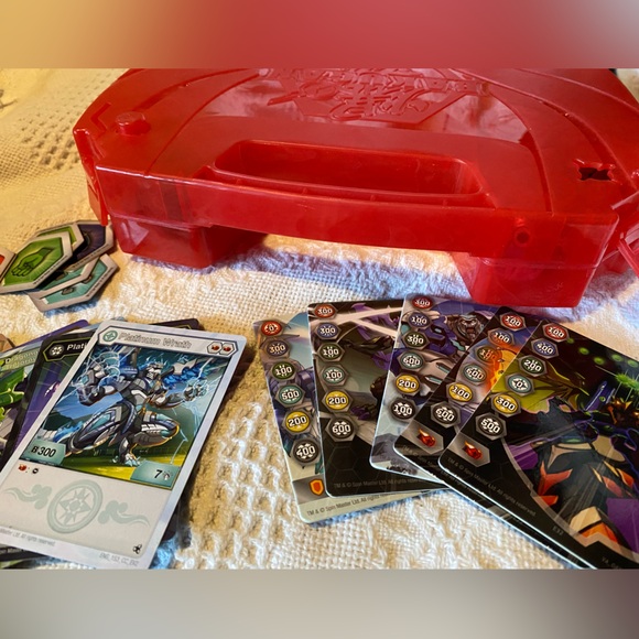 Bakugan collection with case - Picture 3 of 9